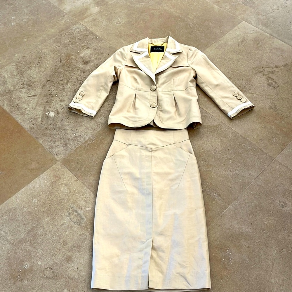 Abs summer suit